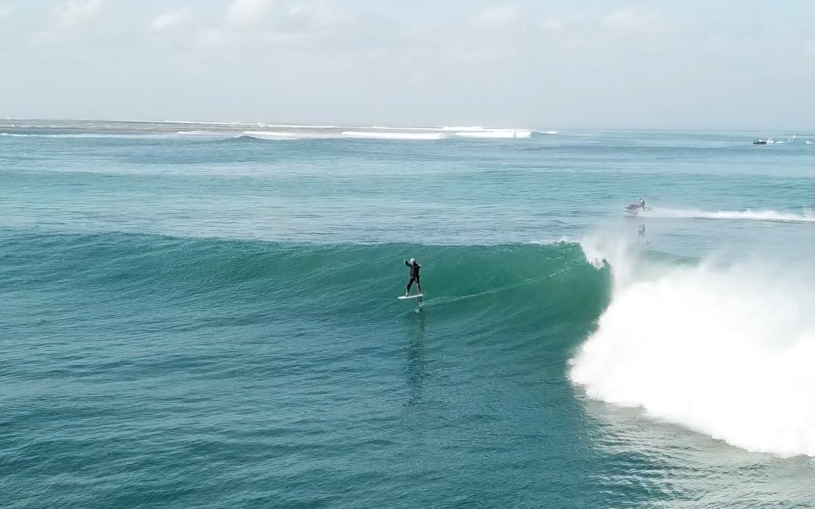 The Bombie surf spot, Rote